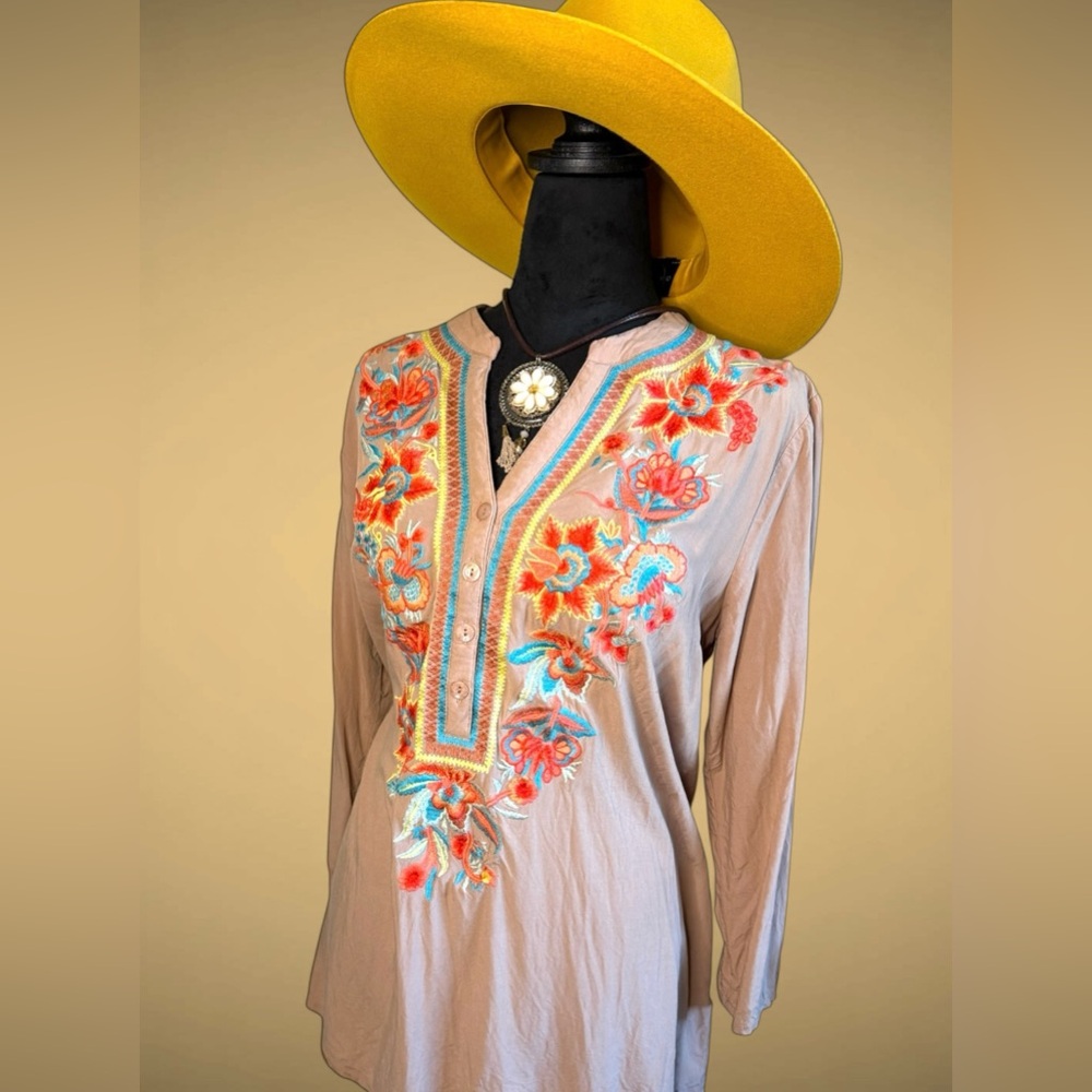 Anthropologie Luna Moon Embroidered Beige Bohemian Top